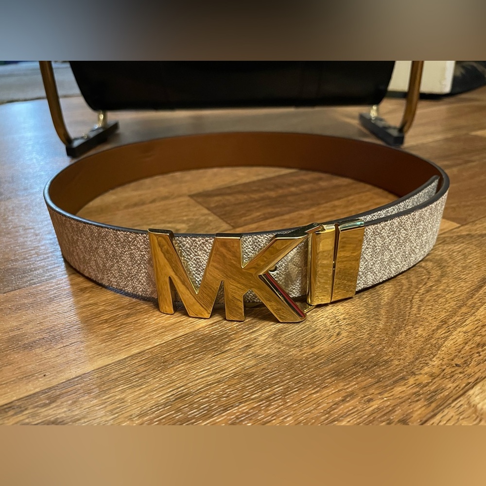 New Michael Kors belt